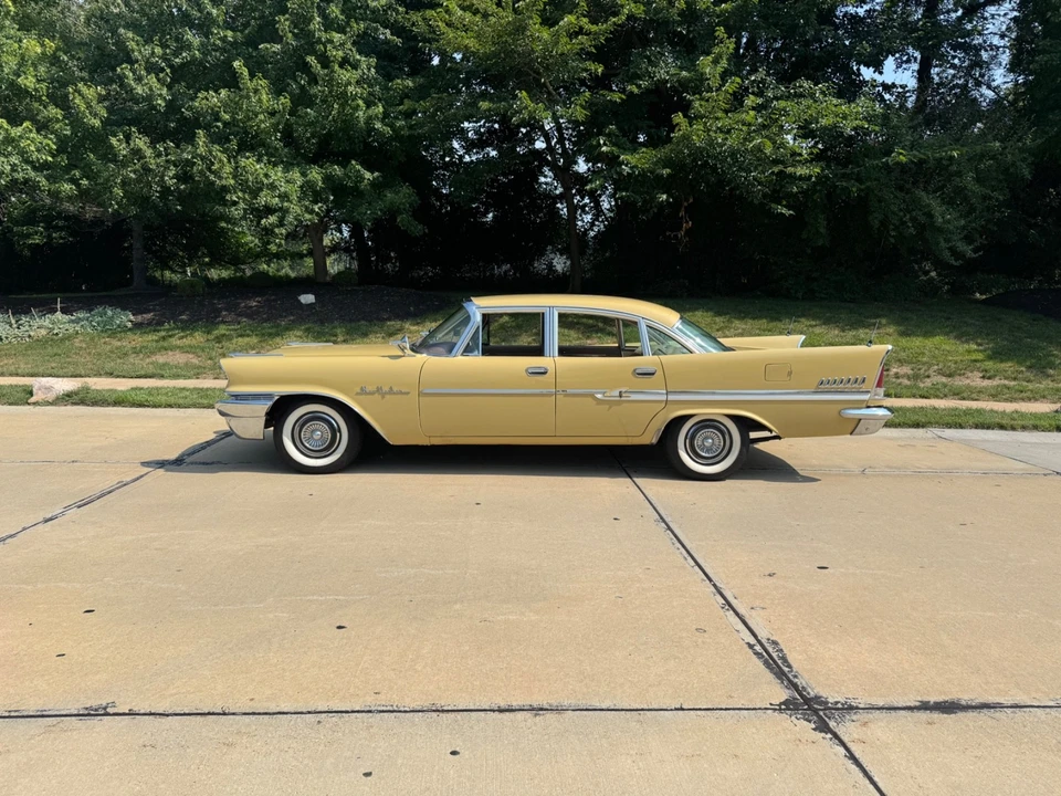 1958 Chrysler New Yorker - Image 28 of 29