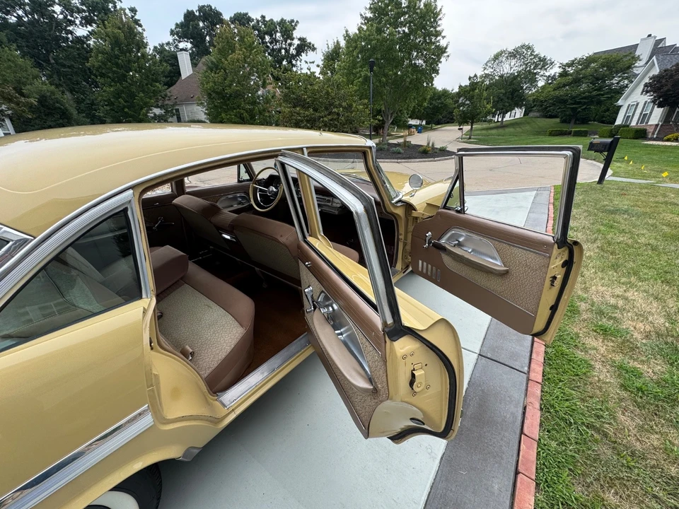 1958 Chrysler New Yorker - Image 22 of 29