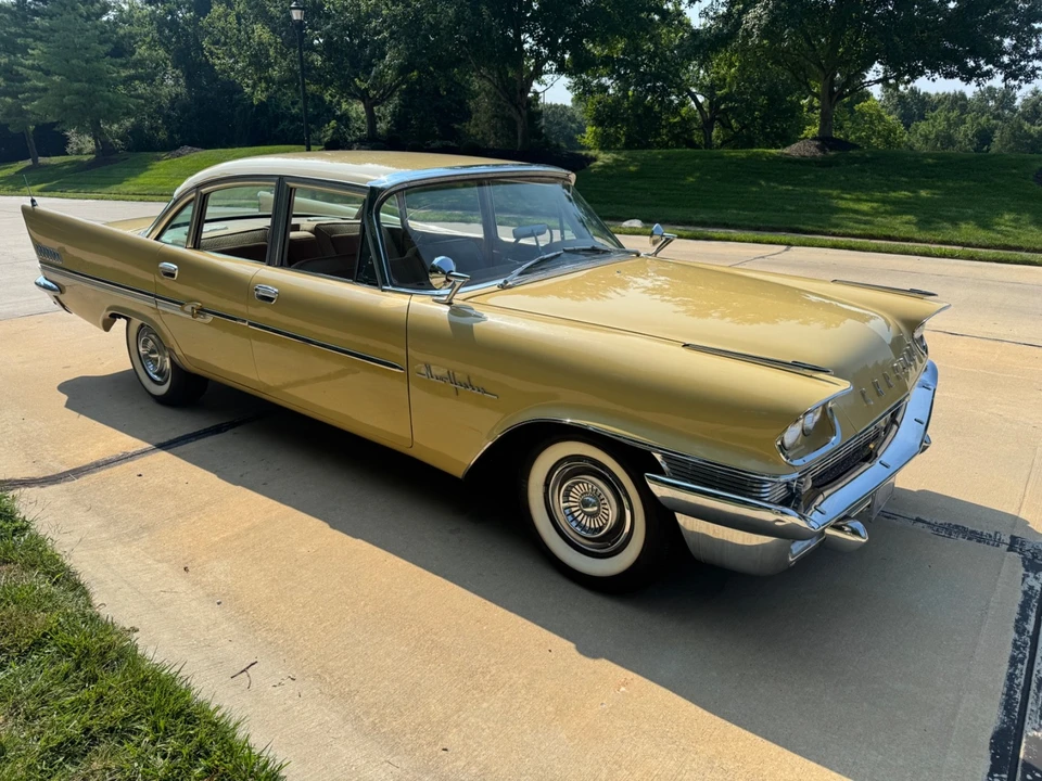 1958 Chrysler New Yorker - Image 27 of 29