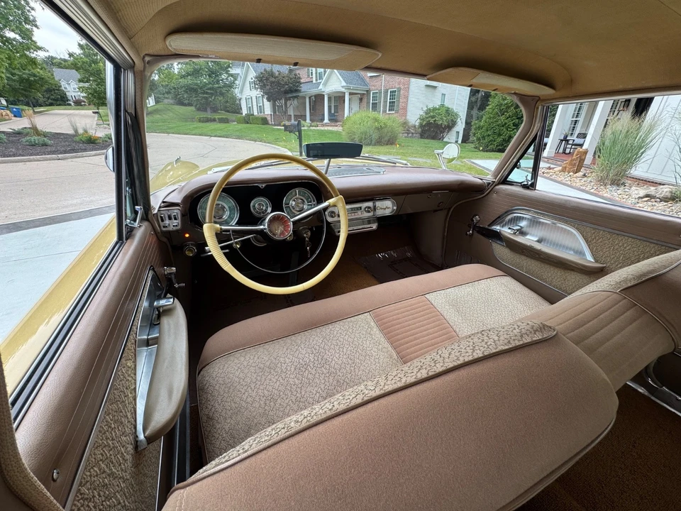 1958 Chrysler New Yorker - Image 23 of 29