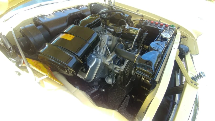 1958 Chrysler New Yorker - Image 11 of 31