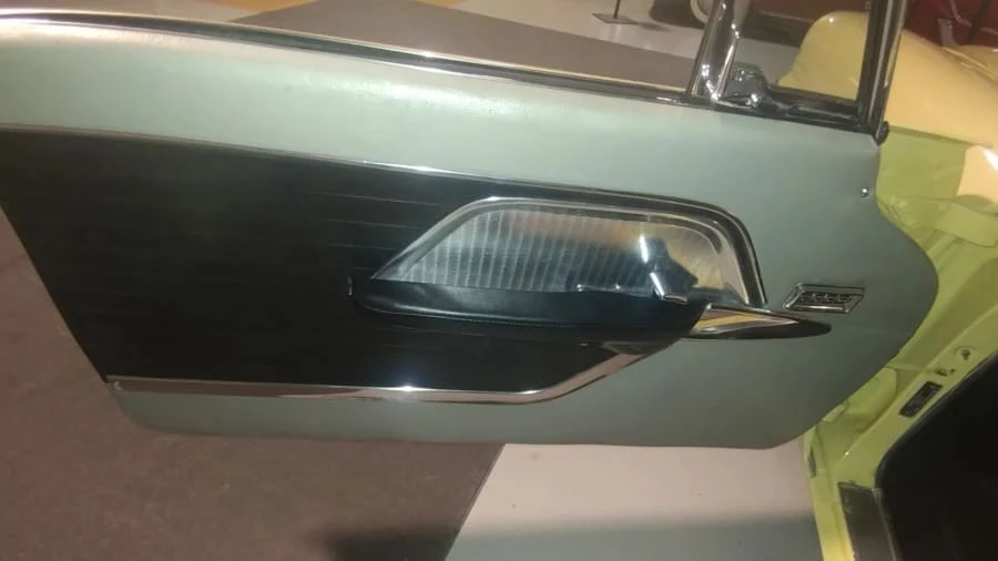 1958 Chrysler New Yorker - Image 4 of 31