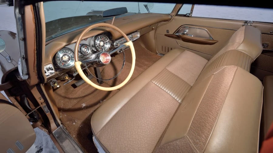 1958 Chrysler New Yorker - Image 4 of 20