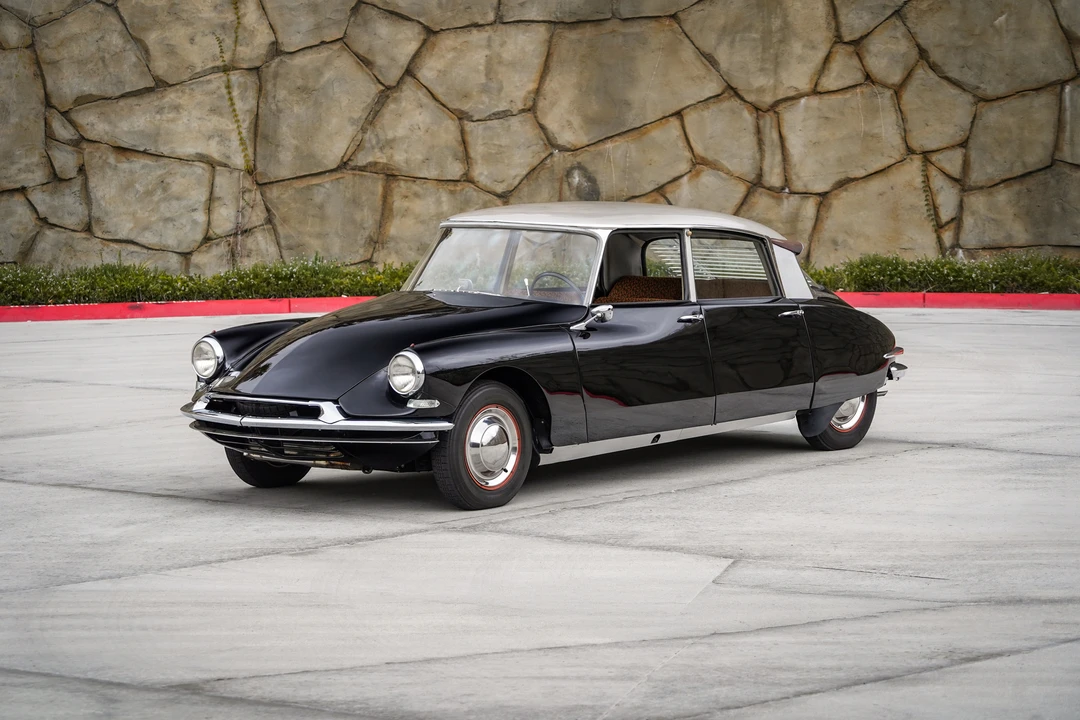 1958 Citroen DS19 - Image 2 of 31