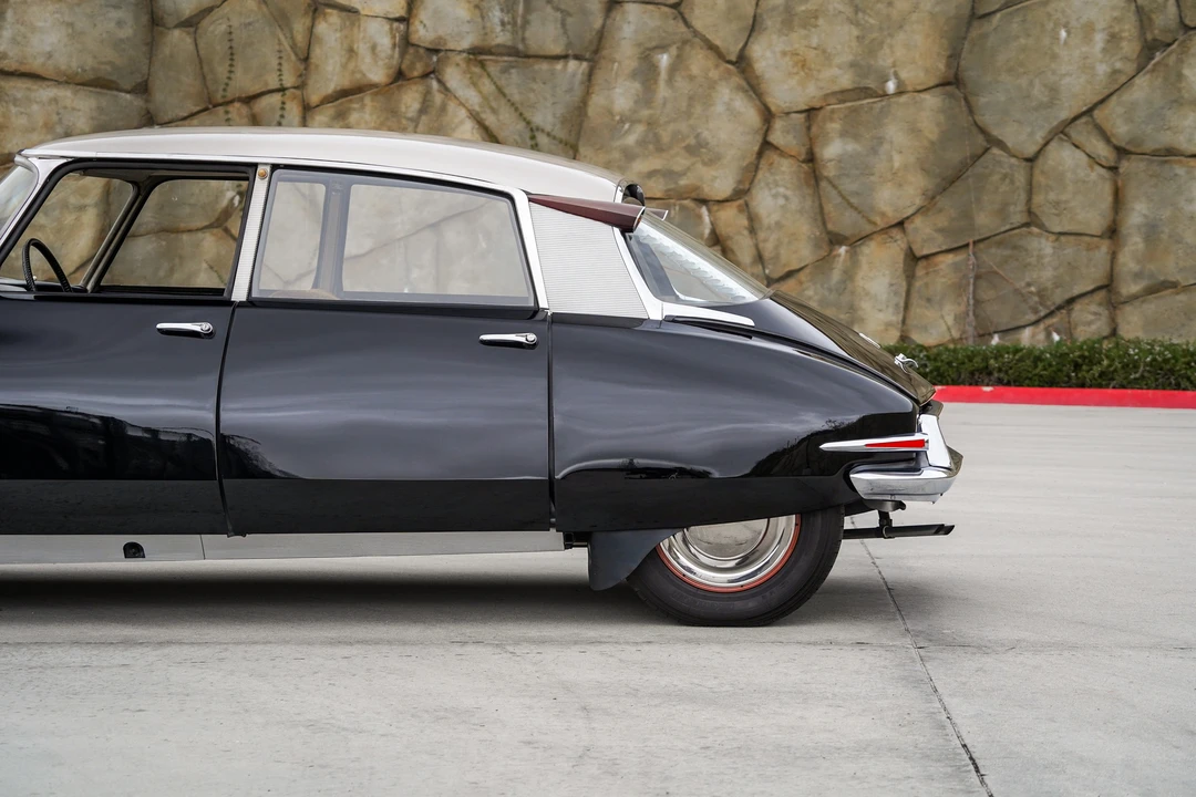 1958 Citroen DS19 - Image 16 of 31