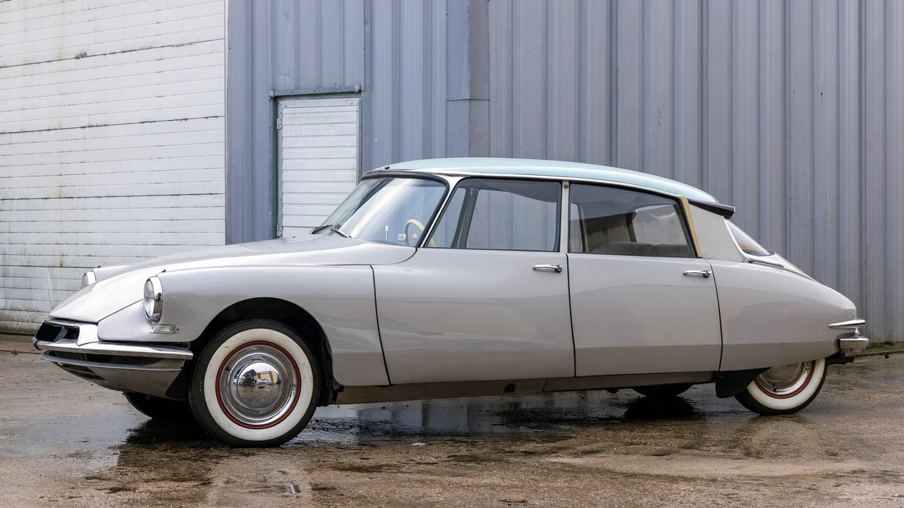 1958 Citroen DS19 - Image 5 of 31