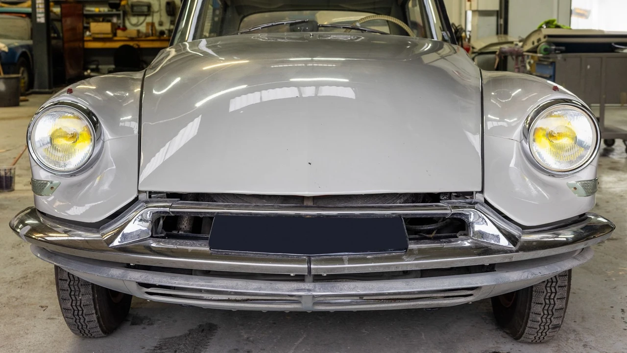 1958 Citroen DS19 - Image 31 of 31