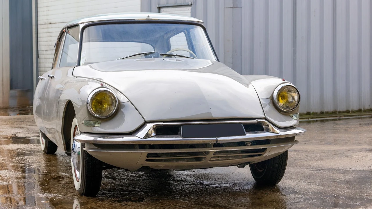 1958 Citroen DS19 - Image 3 of 31