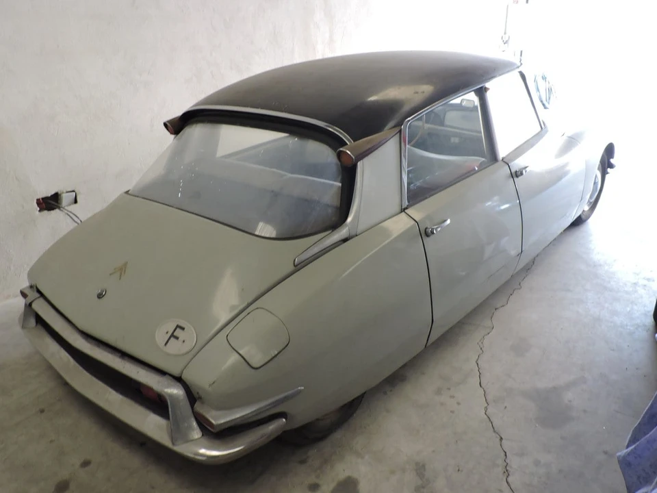 1958 Citroen DS19 - Image 11 of 30