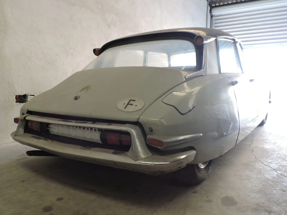 1958 Citroen DS19 - Image 10 of 30