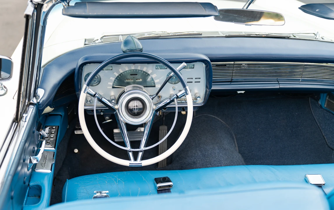 1958 Lincoln Continental Mark Series - Image 29 of 31