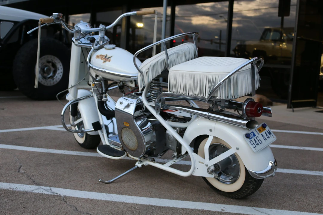 1958 Cushman Eagle - Image 9 of 31