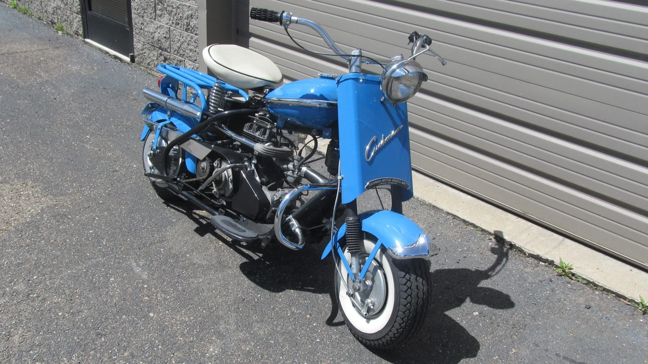 1958 Cushman Eagle - Image 2 of 31