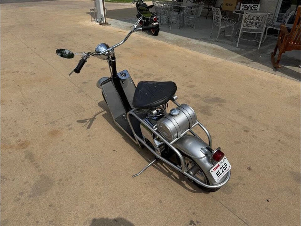 1958 Cushman Eagle - Image 4 of 13
