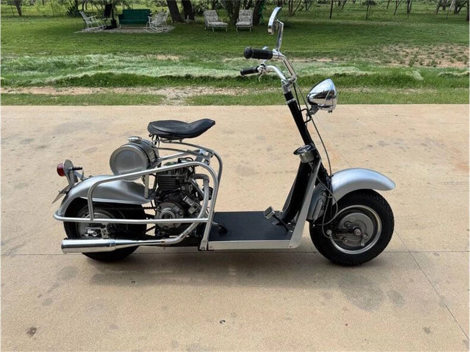 1958 Cushman Eagle - Image 8 of 13
