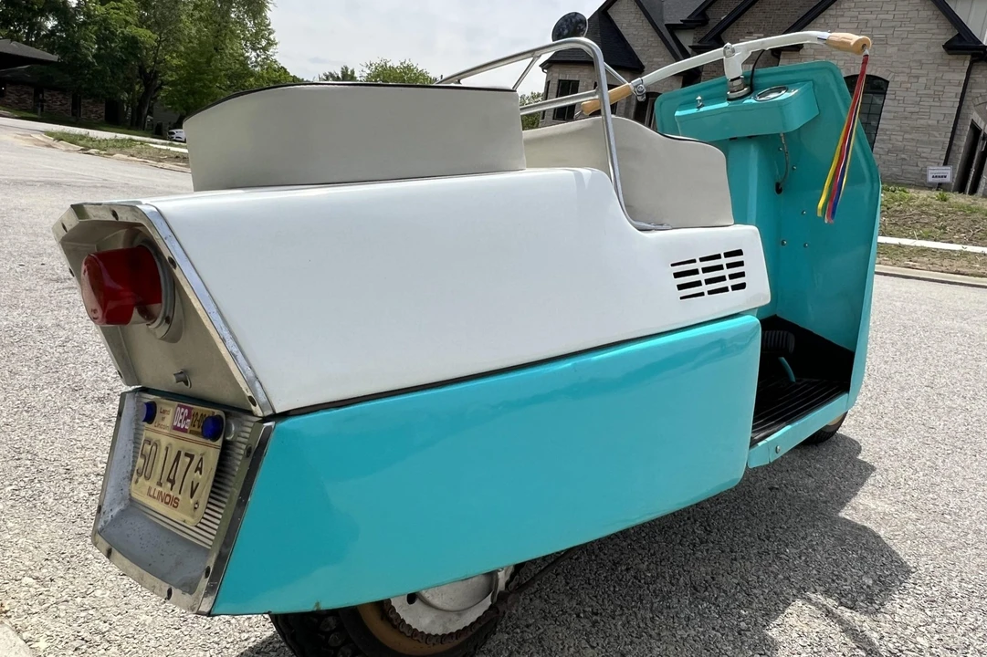 1958 Cushman - Image 7 of 31