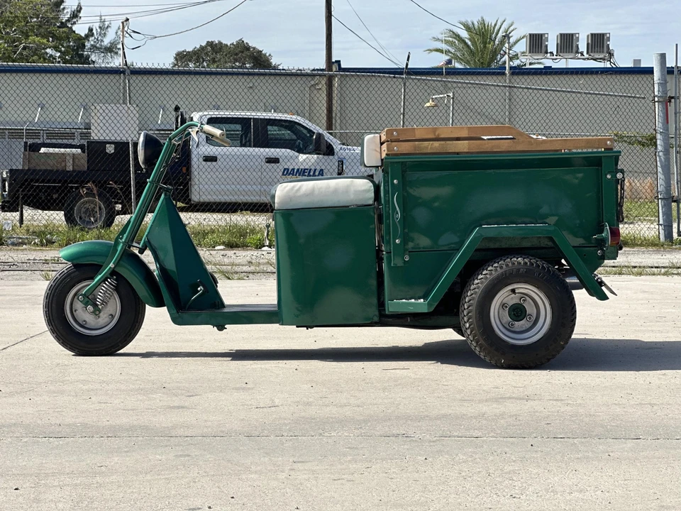 1958 Cushman Eagle - Image 13 of 31