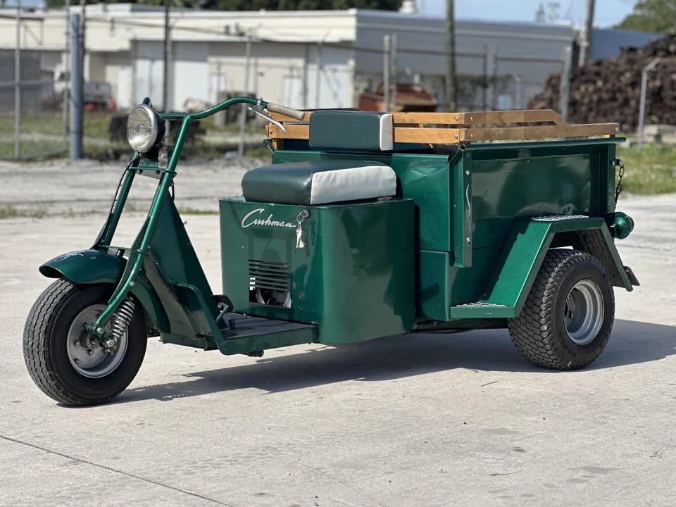 1958 Cushman Eagle - Image 9 of 31