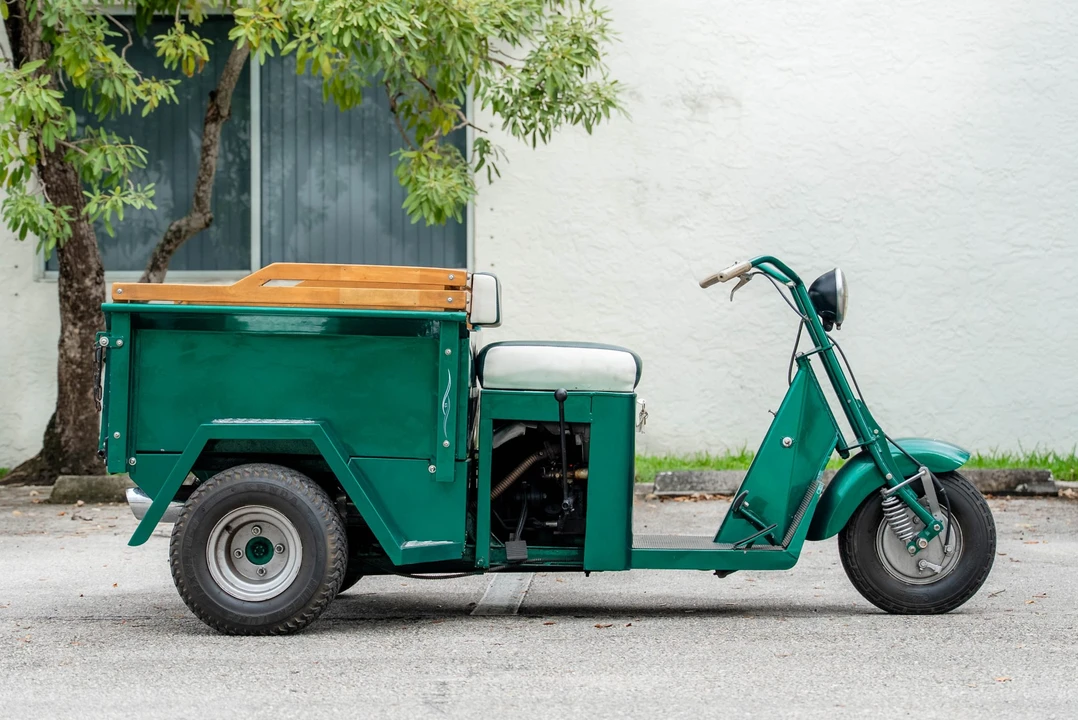 1958 Cushman Eagle - Image 7 of 31