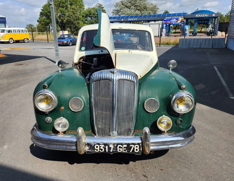 1958 Daimler - Image 28 of 30
