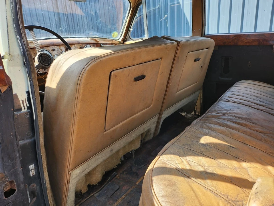 1958 Daimler - Image 17 of 30