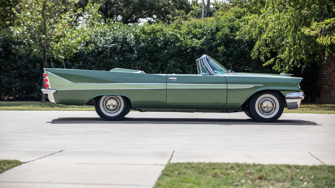 1958 DeSoto Firedome - Image 2 of 31