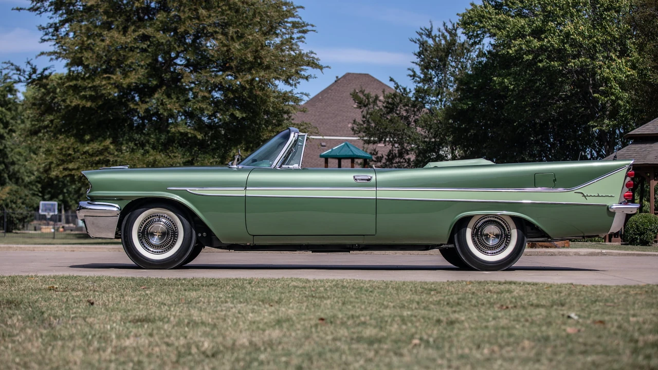 1958 DeSoto Firedome - Image 11 of 31