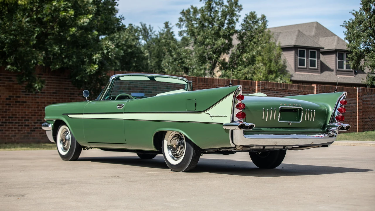 1958 DeSoto Firedome - Image 16 of 31