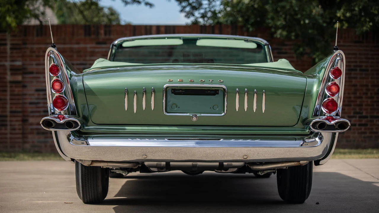 1958 DeSoto Firedome - Image 28 of 31