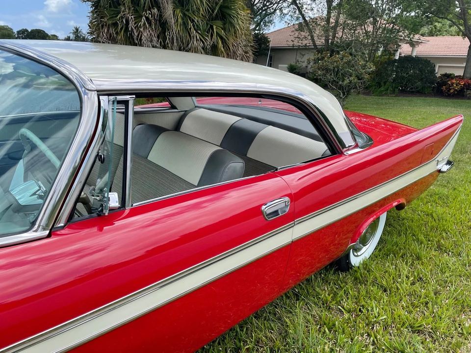 1958 DeSoto Firedome - Image 19 of 31