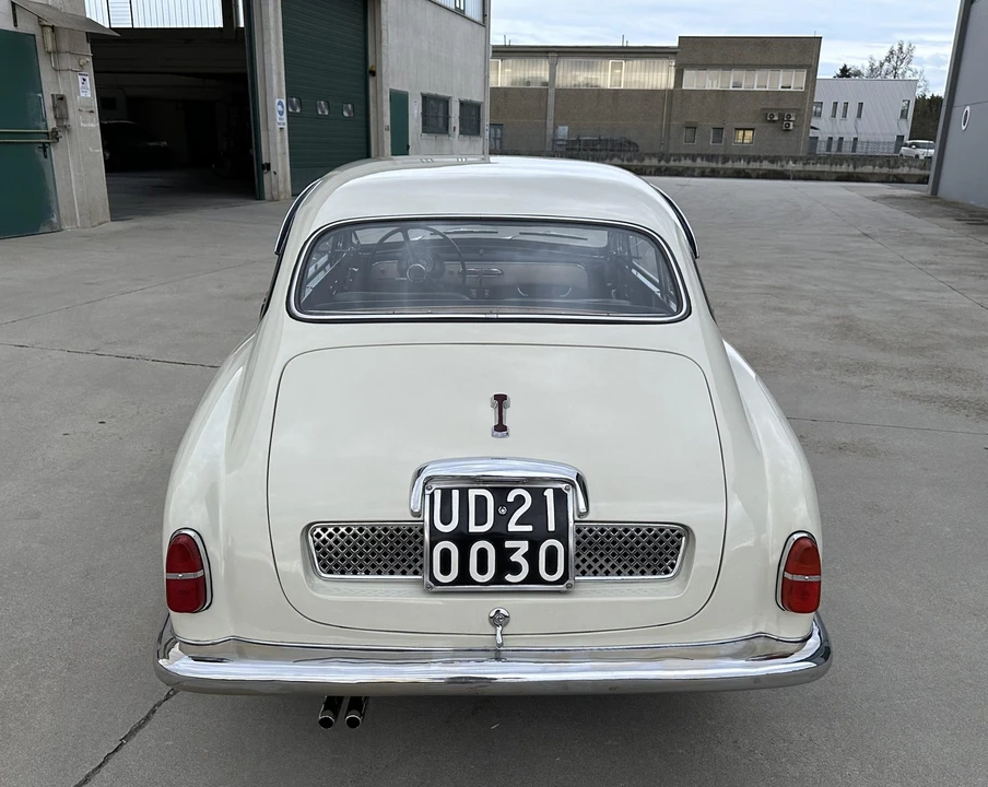 1958 Fiat 600 Vignale - Image 25 of 31