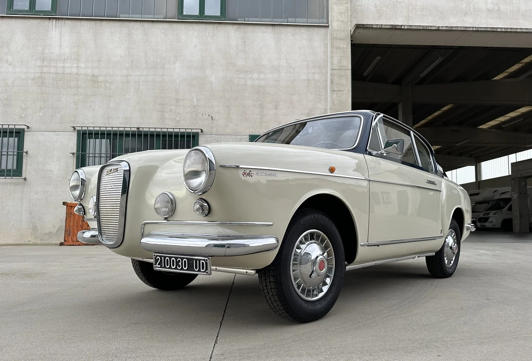 1958 Fiat 600 Vignale - Image 8 of 31