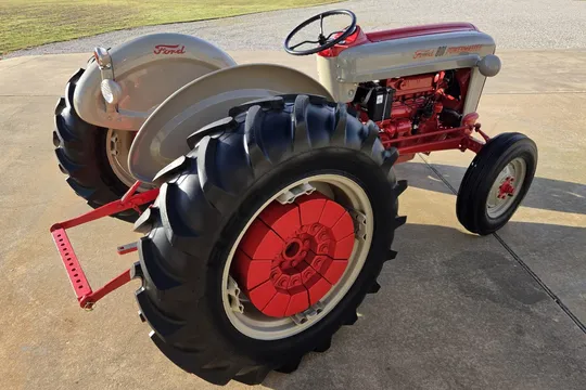 1958 Ford Tractor - Image 2 of 7