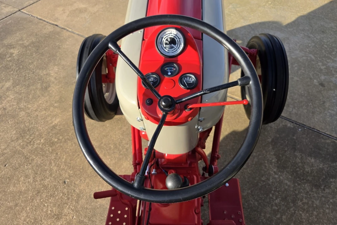 1958 Ford Tractor - Image 5 of 7