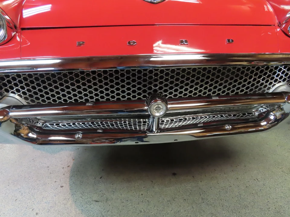 1958 Ford Country Squire - Image 19 of 31