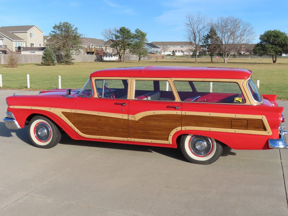 1958 Ford Country Squire - Image 14 of 31
