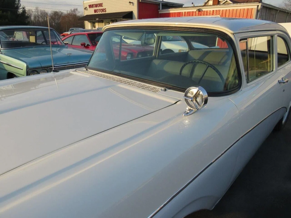 1958 Ford Crestline - Image 8 of 24