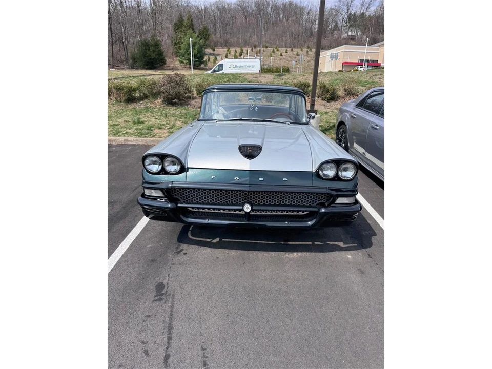 1958 Ford Customline - Image 2 of 2