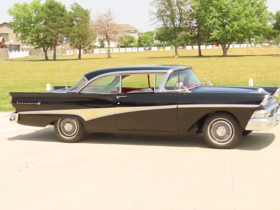 1958 Ford Fairlane 3rd Gen - Image 9 of 31