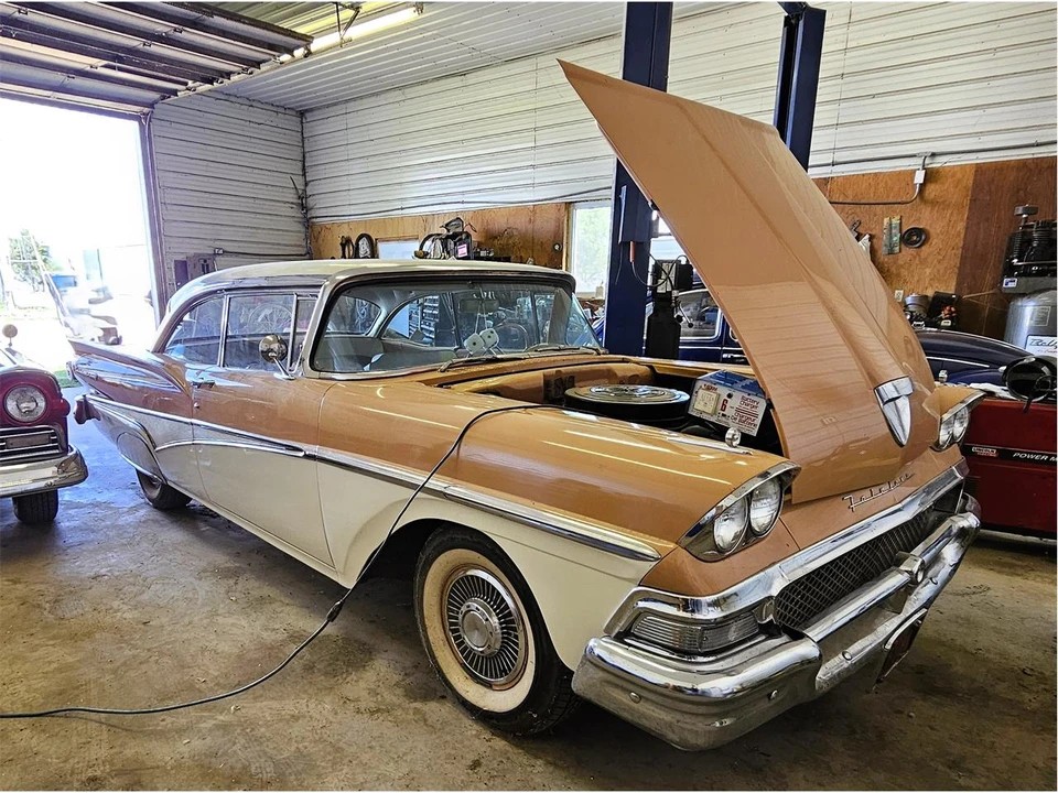 1958 Ford Fairlane 2nd Gen - Image 3 of 31