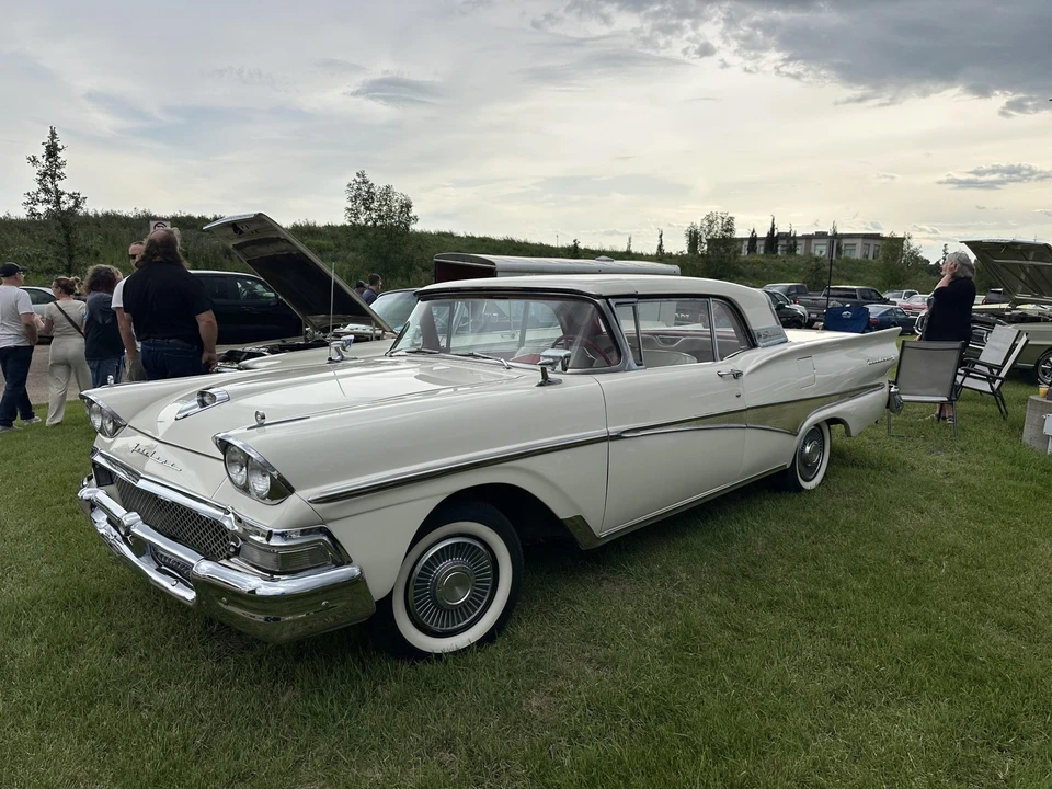 1958 Ford Fairlane 2nd Gen - Image 17 of 31