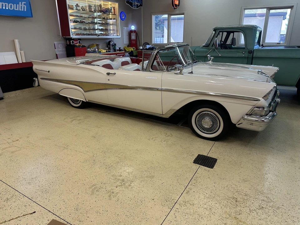 1958 Ford Fairlane 2nd Gen - Image 22 of 31