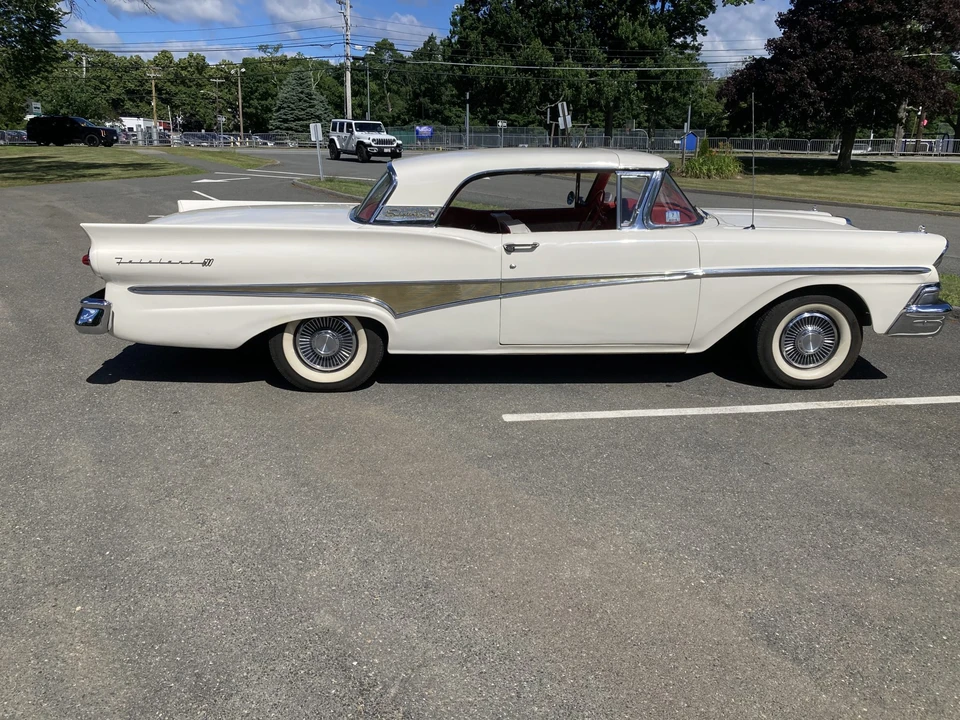 1958 Ford Fairlane 2nd Gen - Image 24 of 31