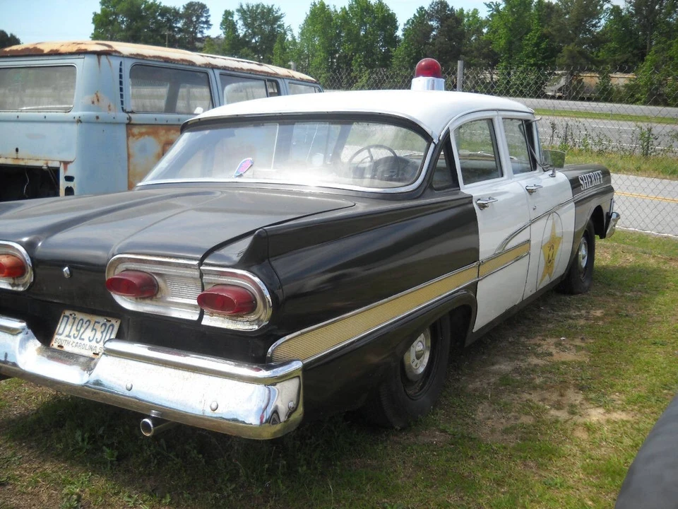 1958 Ford Fairlane 2nd Gen - Image 2 of 11