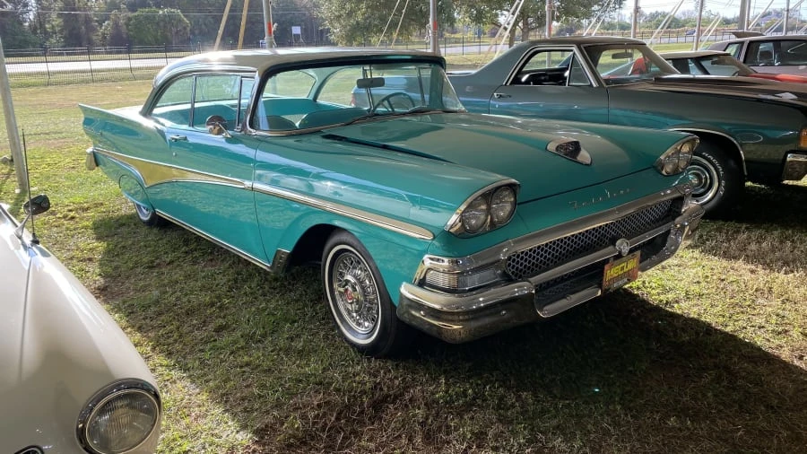 1958 Ford Fairlane 2nd Gen - Image 4 of 7