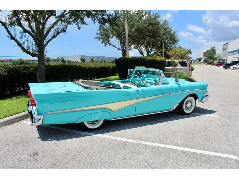 1958 Ford Fairlane 2nd Gen - Image 22 of 31