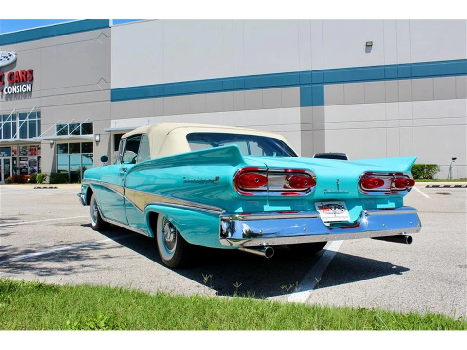 1958 Ford Fairlane 2nd Gen - Image 13 of 31