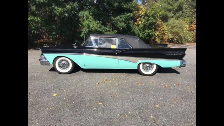 1958 Ford Galaxie - Image 2 of 11