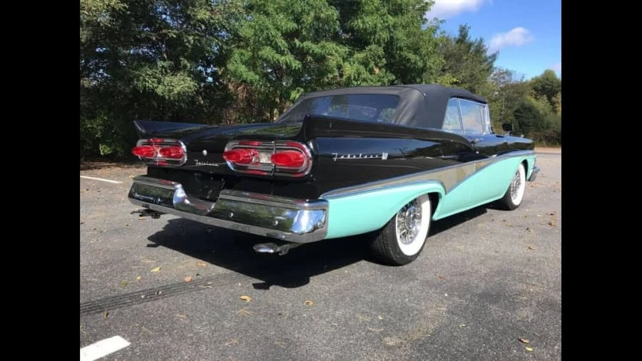 1958 Ford Galaxie - Image 9 of 11