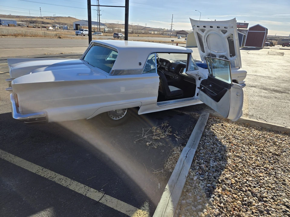 1958 Ford Thunderbird 2nd Gen - Image 19 of 31